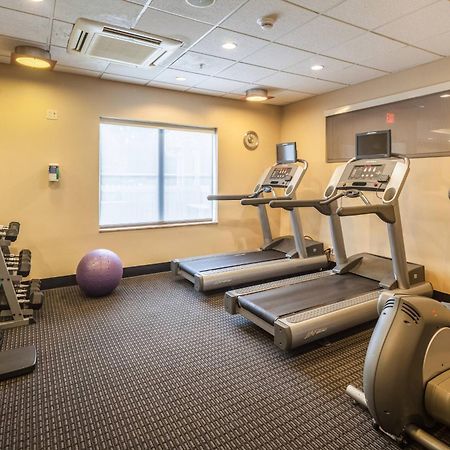Towneplace Suites Jacksonville Butler Boulevard Екстериор снимка