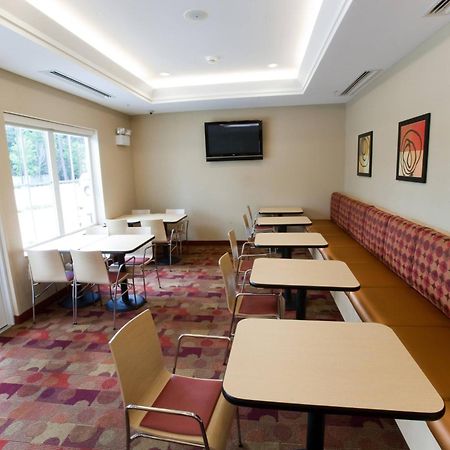 Towneplace Suites Jacksonville Butler Boulevard Екстериор снимка