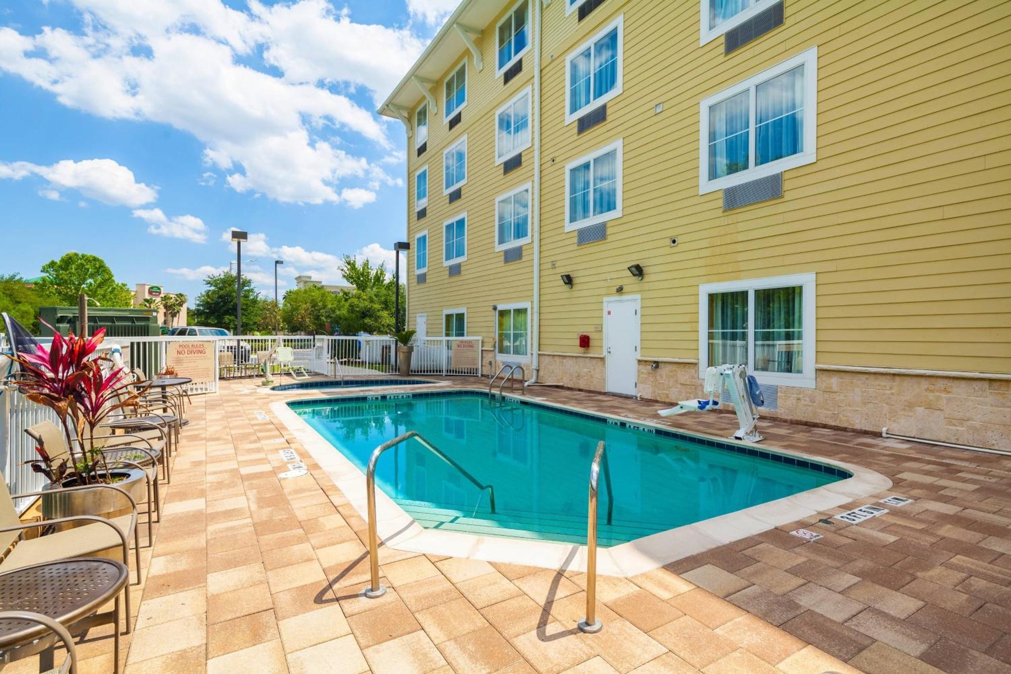 Towneplace Suites Jacksonville Butler Boulevard Екстериор снимка