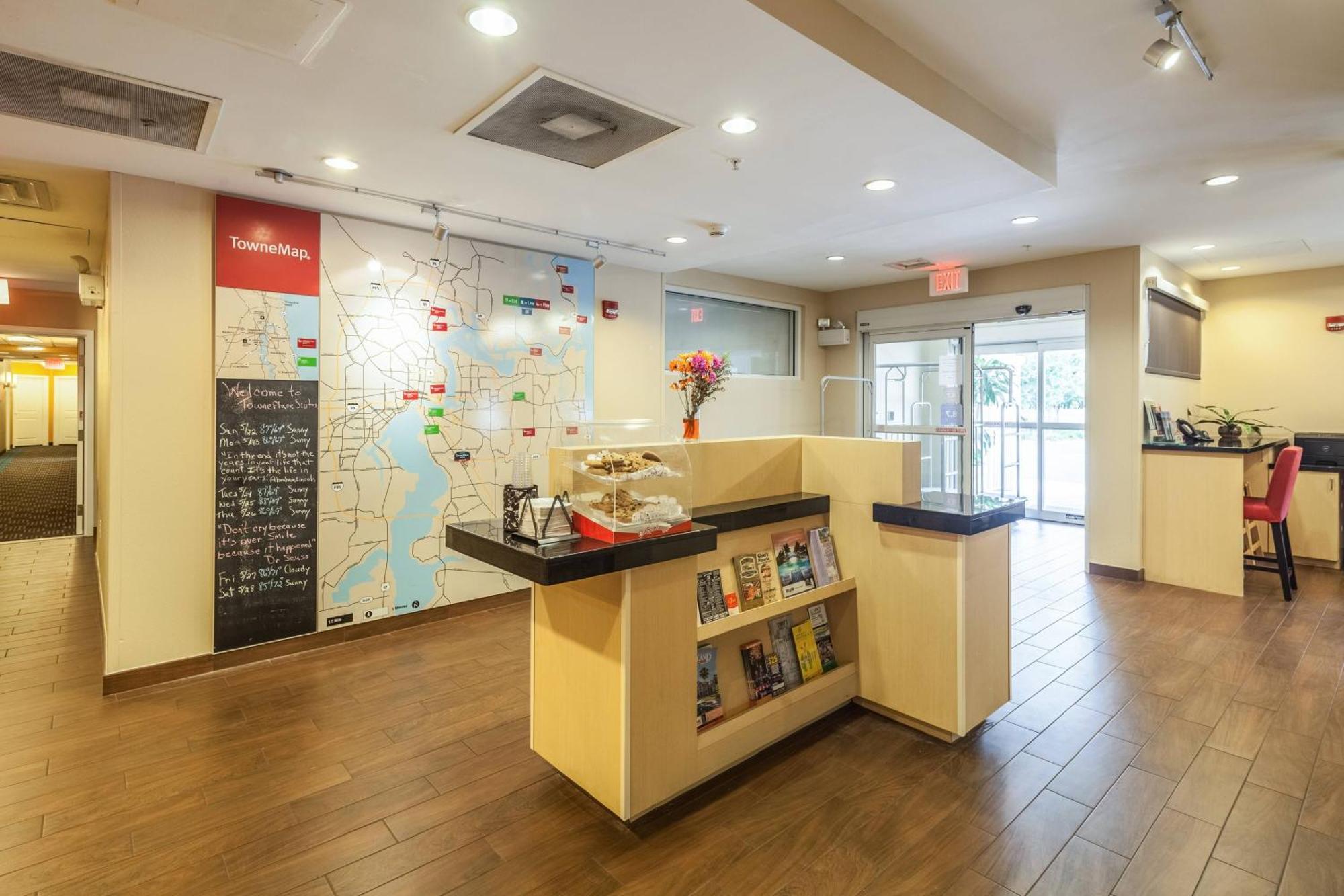Towneplace Suites Jacksonville Butler Boulevard Екстериор снимка
